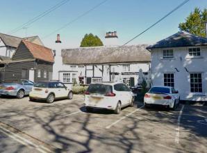Popular Ascot pub looks to extend beer garden