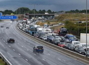 M4: closure between Maidenhead and Slough due to HGV fire