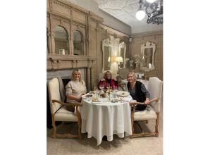 Former RAF member takes trip down memory lane at Danesfield House