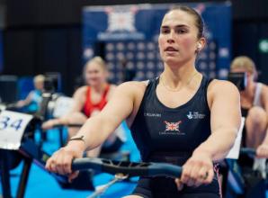 Schr&ouml;der sets pace at indoor championships