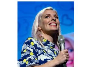 Sara Pascoe - London Palladium by Raph_PH via Wikimedia Commons.