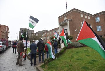 Viewpoint: Why don't Pro-Palestine protesters go after the big money?