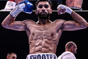 'Shooter' makes his mark: Ishaq stops Gallardo in style on pro debut