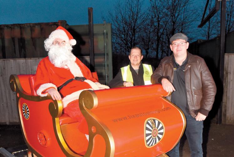 Santa Claus' tour of Maidenhead streets kicks off