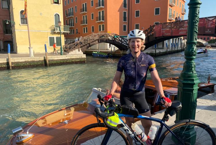 Windsor woman to ride Tour de France route in memory of late husband