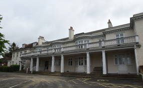 Parish councillors worried by 'substantial' size of Holyport Lodge replacement 