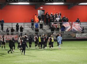 Resolute Magpies earn valuable point at Worthing after De Havilland red card