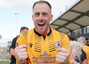 Slough Town pass toughest pre-season test yet with draw against Reading