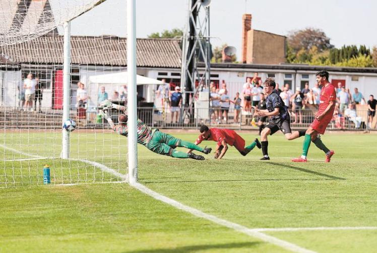 Windsor & Eton close the gap on Burnham as title race tightens